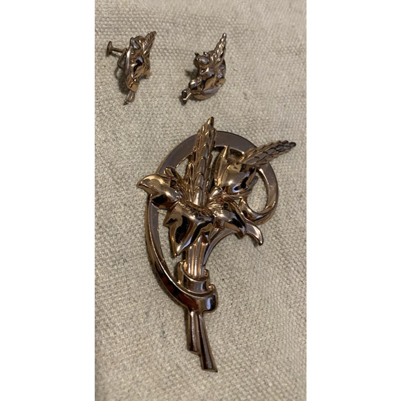 Vtg Designer Jewelry Bouquet Rose Gold FLOWER Brooch Pin ClipOn Earrings 3pc Set - Picture 5 of 8